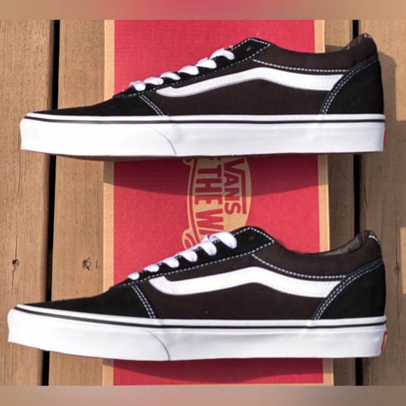 NEW Vans Ward Casual Sneakers Black White Retro Suede Canvas Mens 10 | 10.5 | 11 - Picture 7 of 8